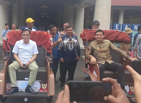 Becak Listrik untuk Lansia : Dorong Pemberdayaan Pengayuh di Indramayu