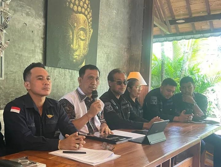 Gede Pasek Soroti Made Daging Gagal Hadir di Sidang Praperadilan, Singgung Hak Tersangka